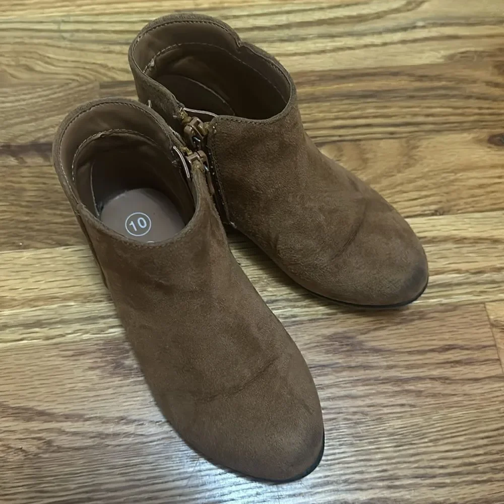 Cat & Jack Ankle Boot Bootie Brown Tan Faux Suede Girls Toddler Size 10
